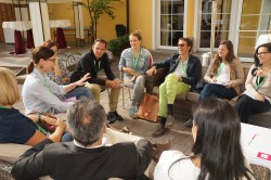 10 Gruppen beim Motto-Workshop des NaturkosmetikCamp 2015. Foto: Lilli Vogl