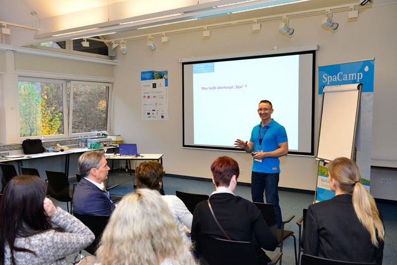 Lutz Hertel vom Deutschen Wellness Verband beim SpaCamp 2015. Foto: SpaCamp/DH STUDIO