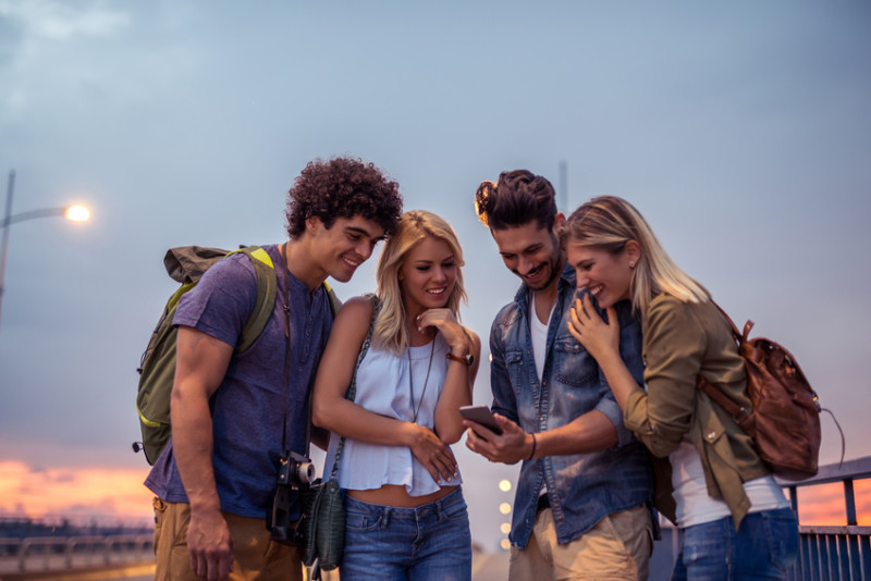 „Google Trips“ erstellt, basierend auf den individuellen Reisedaten, einen Reiseplan inklusive Ausflugstipps direkt am Mobiltelefon. Foto: fotolia/bernardbodo