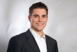 Simon Kellerhoff ist beim IST-Studieninstitut im Fachbereich Wellness & Gesundheit beschäftigt. Foto: IST