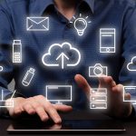 Durch die Digitalisierung werden analoge Inhalte in digitale Formen umgewandelt. Foto: Adobe Stock/ra2 studio