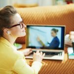 Durch Online Workshops können auch jetzt neue Wege gegangen werden. Foto: Adobe Stock/Alliance