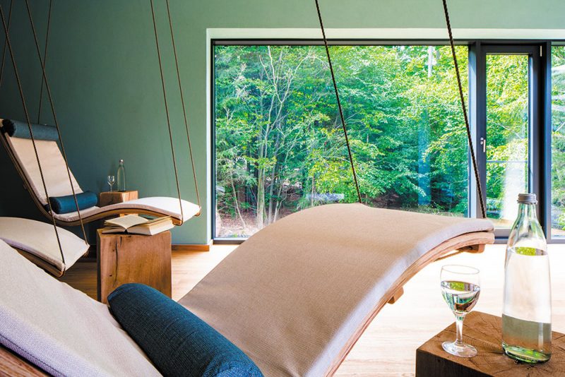 Der Ruheraum Wipfelnest lädt zum Entspannen ein. Foto: Ritter von Kempski Privathotels