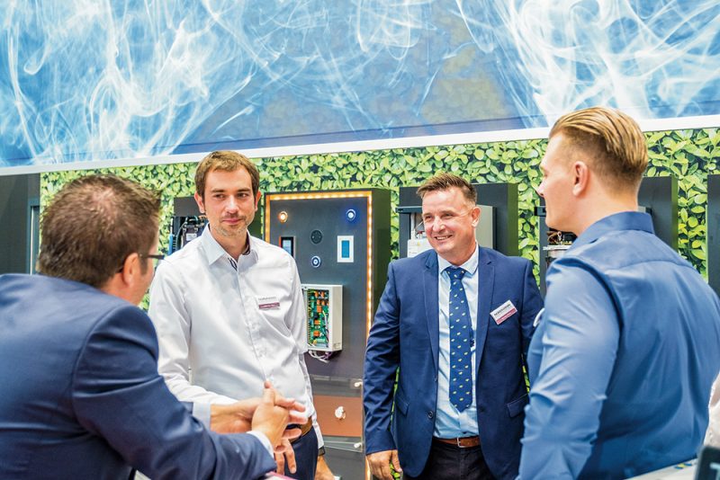 Die Interbad stellt eine Plattform für Erfahrungsaustausch, Präsentation von Innovationen und Networking dar. Foto: Landesmesse Stuttgart GmbH / Andreas FranzXaver Süß