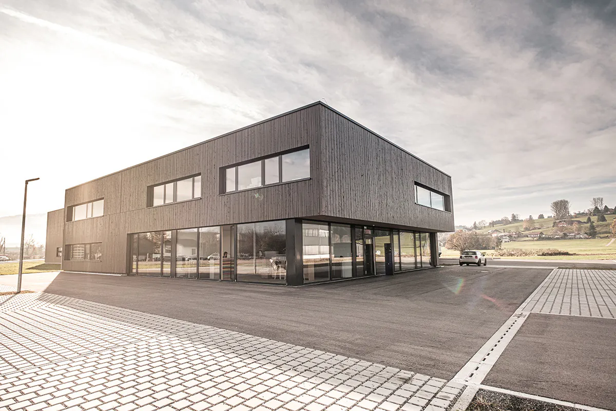 Das Firmengebäude. Foto: Schöler