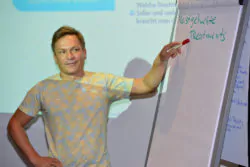 Sessionleiter Roland Janauschek bei der SpaCamp-Session 2018. Foto: SC/DH STUDIO, Dirk Holst