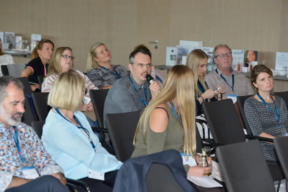 Offener Erfahrungsaustausch in den Sessions. Foto: SpaCamp 2019, Dirk Holst