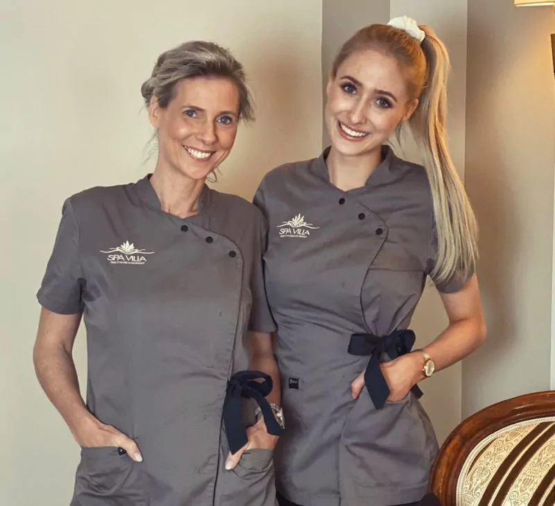 Gemeinsam mit ihrer Mama Diana Keppler-Schmerbauch führt Charlotte die SPA VILLA. Foto: SPA VILLA