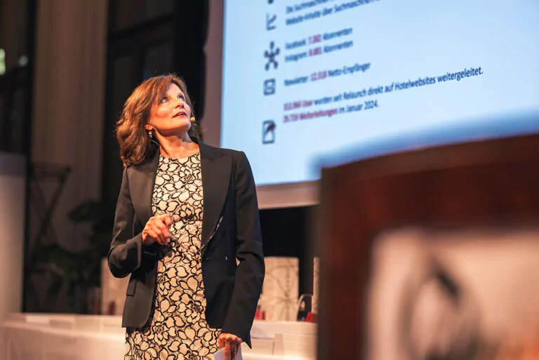 Jacqueline Schaffrath begleitet die Wellness Aphrodite von Anfang an. Foto: Thomas Kessler Visuals/Meintophotel