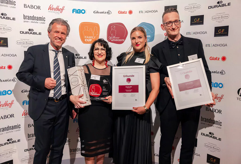 Diana Sicher-Fritsch, Mary-Ann Kühn und Henrik Schuster. Foto: Thomas Kessler Visuals/Meintophotel
