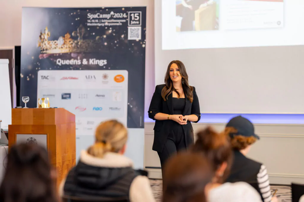 "Mitarbeiter:innen im SPA begeistern!" mit Laura Breidel. Foto: SpaCamp/Lukas Geu