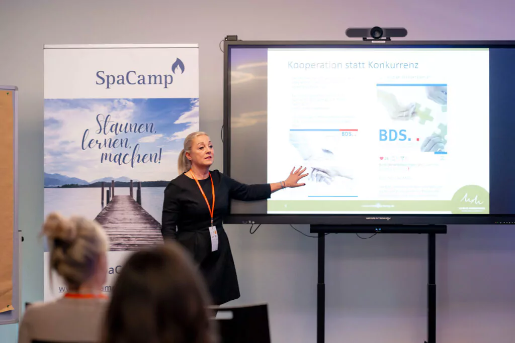 Session mit Marlis Minkenberg beim SpaCamp 2024. Foto: SpaCamp/Lukas Geu
