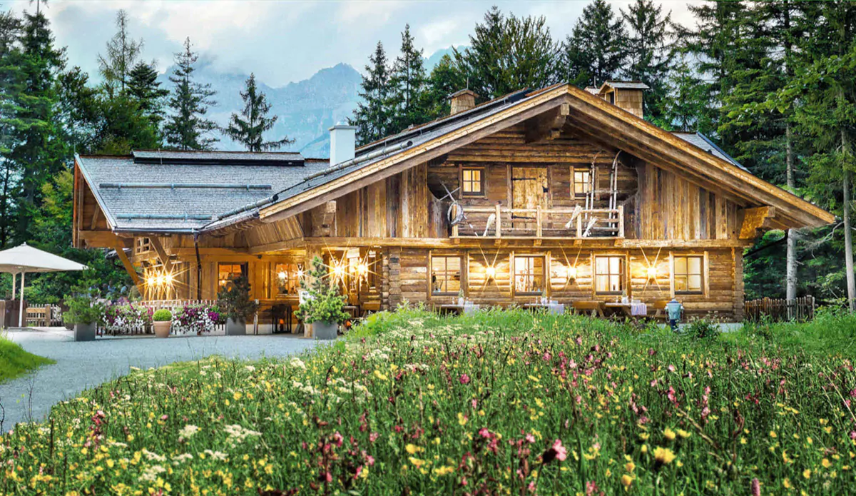 Die Interalpen-Alm – hier steigt die SpaCamp-Party! Foto: Interalpen-Hotel Tyrol