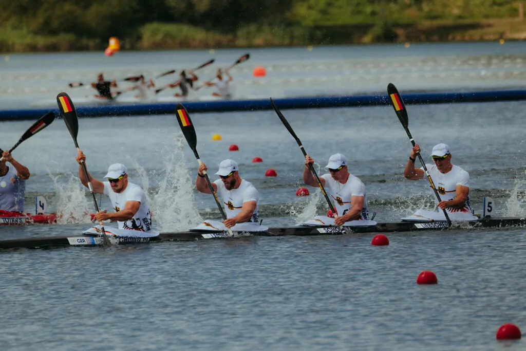 Max Lemke, Max Rendschmidt, Jacob Schopf und Tom Liebscher-Lucz bei den Olympischen Spielen in Paris. Foto: Team Deutschland