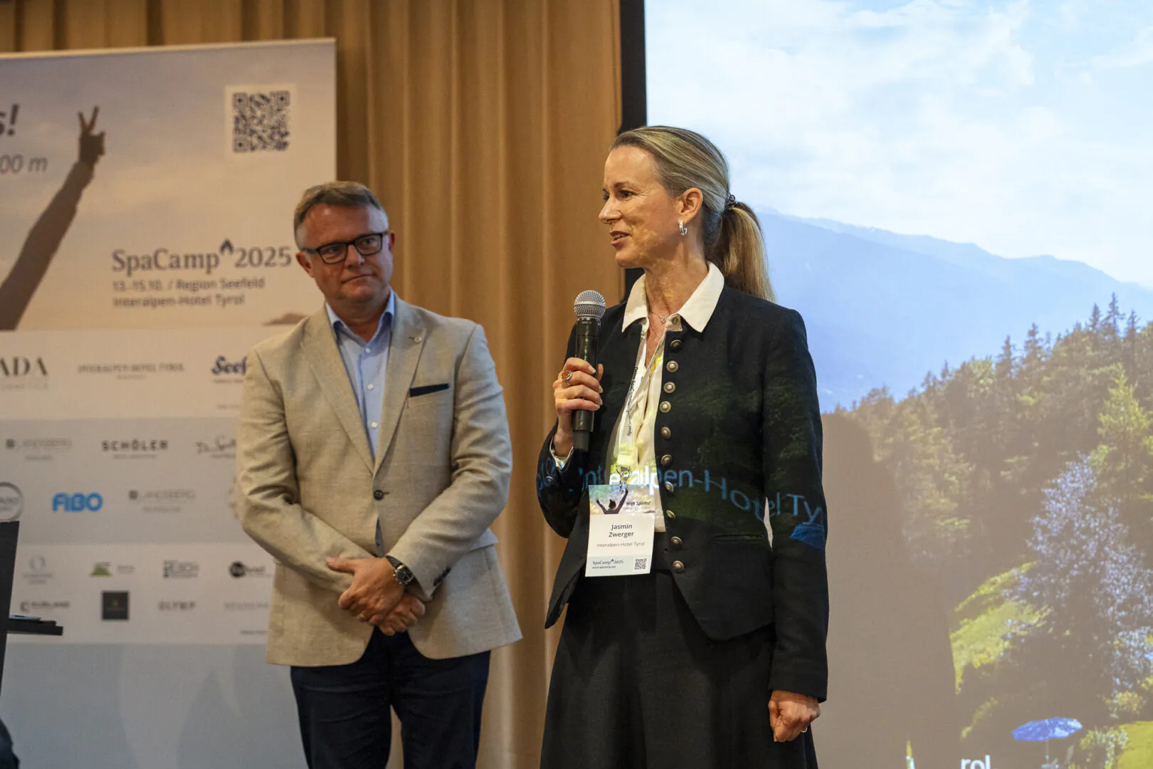 Jasmin Zwerger, Spa-Managerin und Karl Brüggemann, Geschäftsführer Interalpen-Hotel Tyrol
