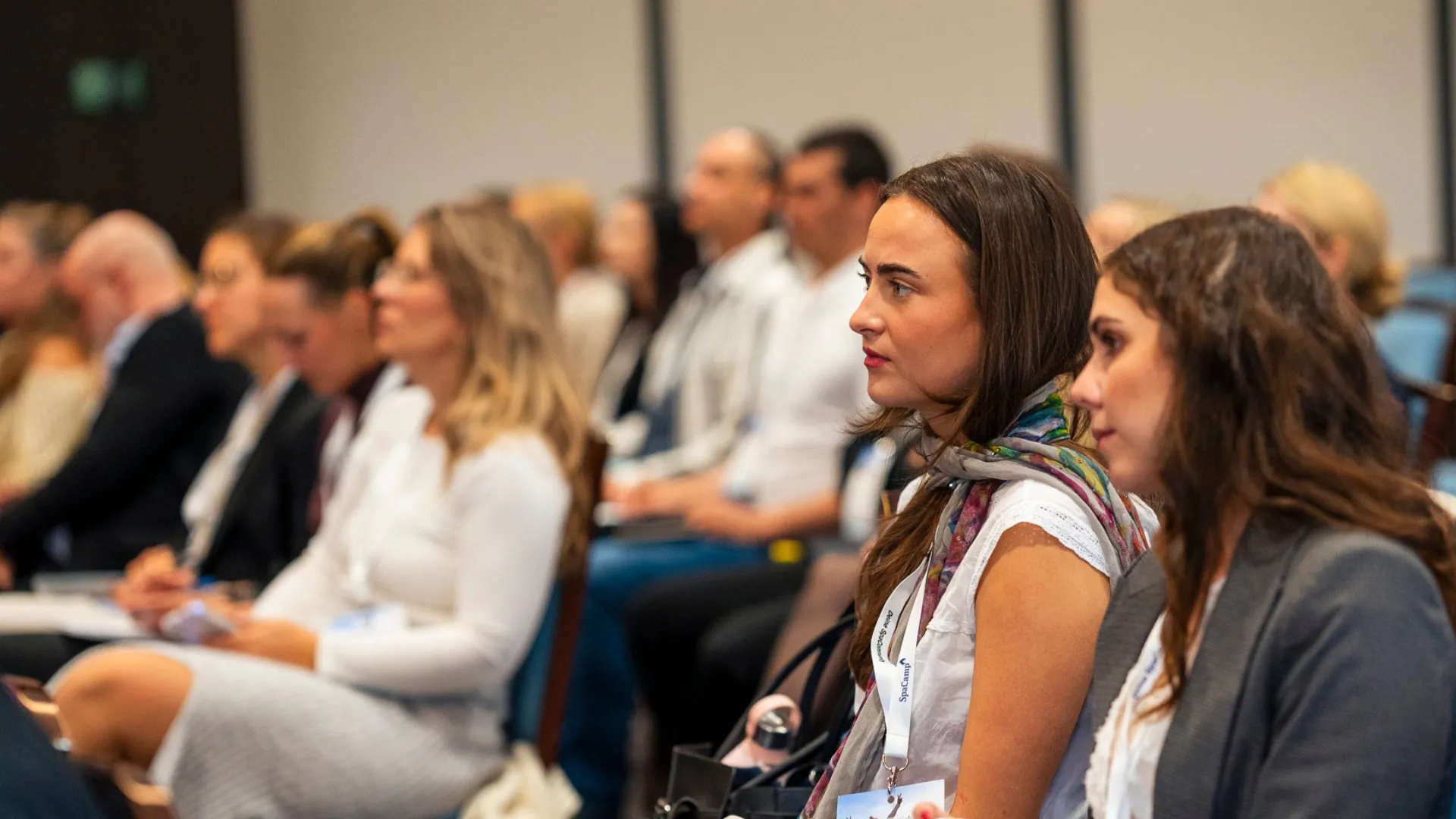 Teilnehmende in den Sessions. Foto: SpaCamp/Lukas Geu